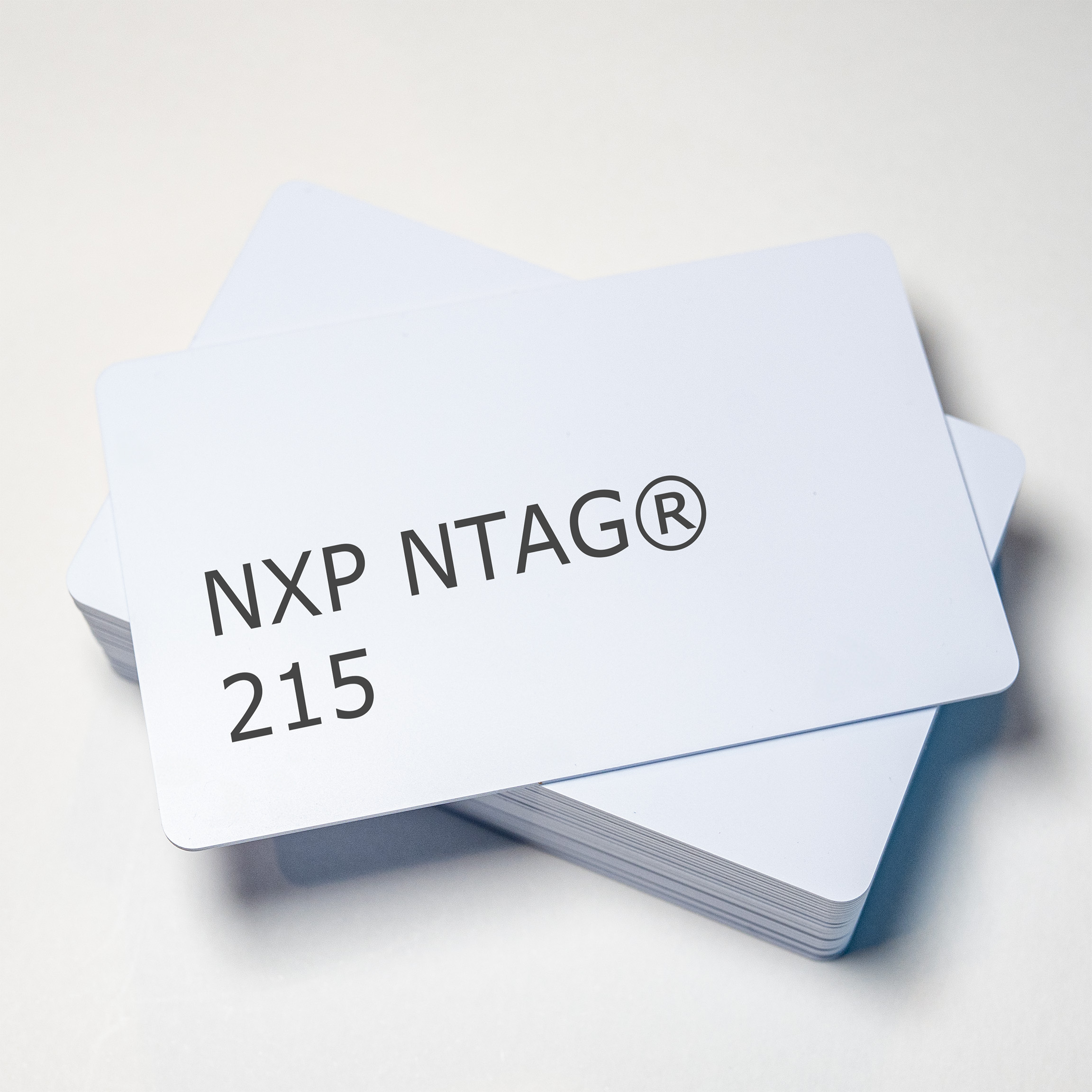 FNP-25 NXP NTAG® 215 Blank White RFID Cards - Image 1
